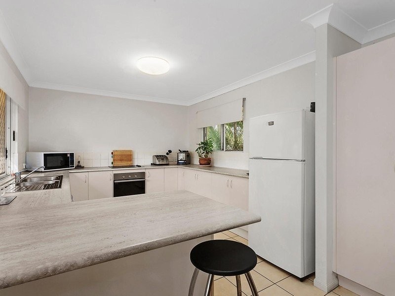 1/94 Ireland Street, Oonoonba QLD 4811