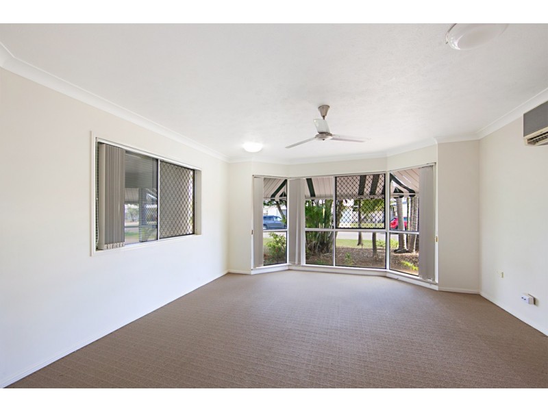 30 Redwood Avenue, Kirwan QLD 4817