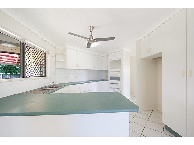 30 Redwood Avenue, Kirwan QLD 4817