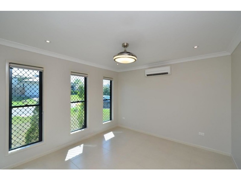 8A Elford Street, Mount Louisa QLD 4814