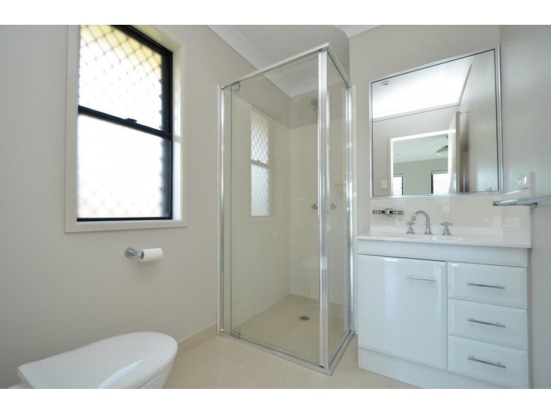 8A Elford Street, Mount Louisa QLD 4814