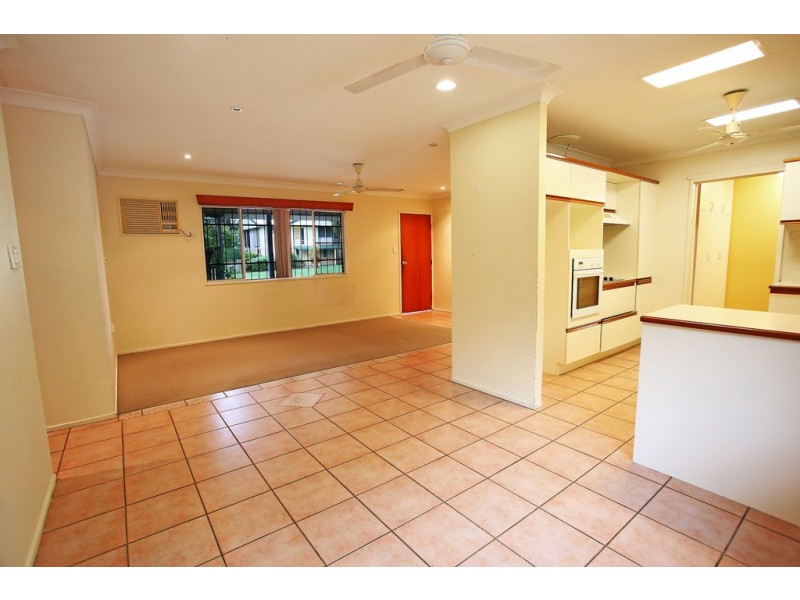 10 Weaver Street, Heatley QLD 4814