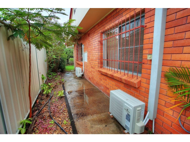 10 Weaver Street, Heatley QLD 4814