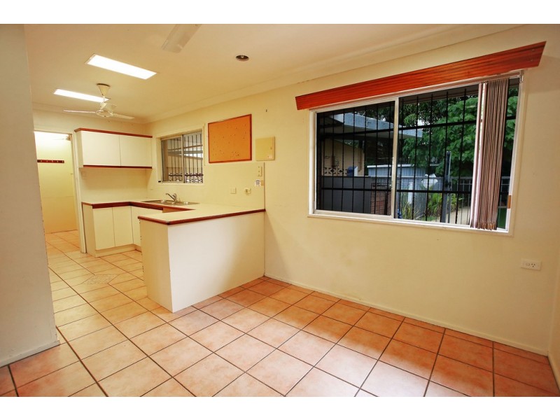10 Weaver Street, Heatley QLD 4814