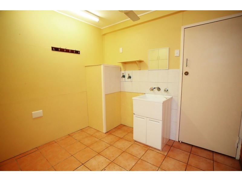 10 Weaver Street, Heatley QLD 4814