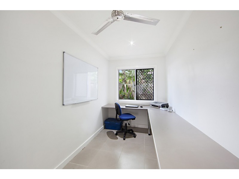 28 Peter Street, Kelso QLD 4815