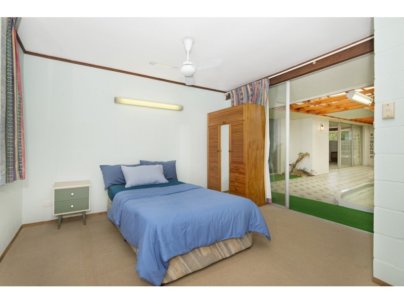 4 Lynd Street, Mundingburra QLD 4812