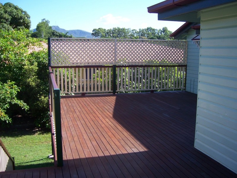 56 Cheyne Street, Pimlico QLD 4812