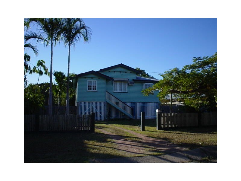 56 Cheyne Street, Pimlico QLD 4812