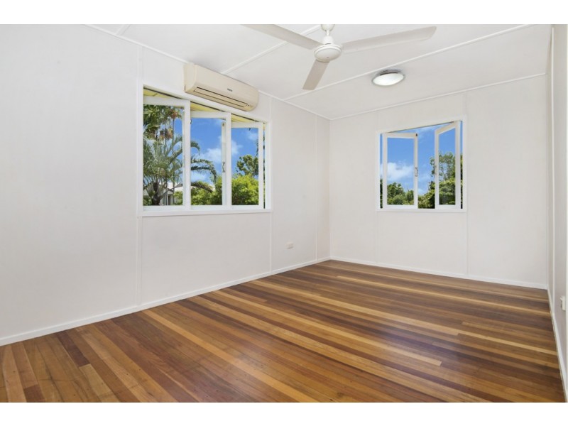 15 Arila Street, Cranbrook QLD 4814