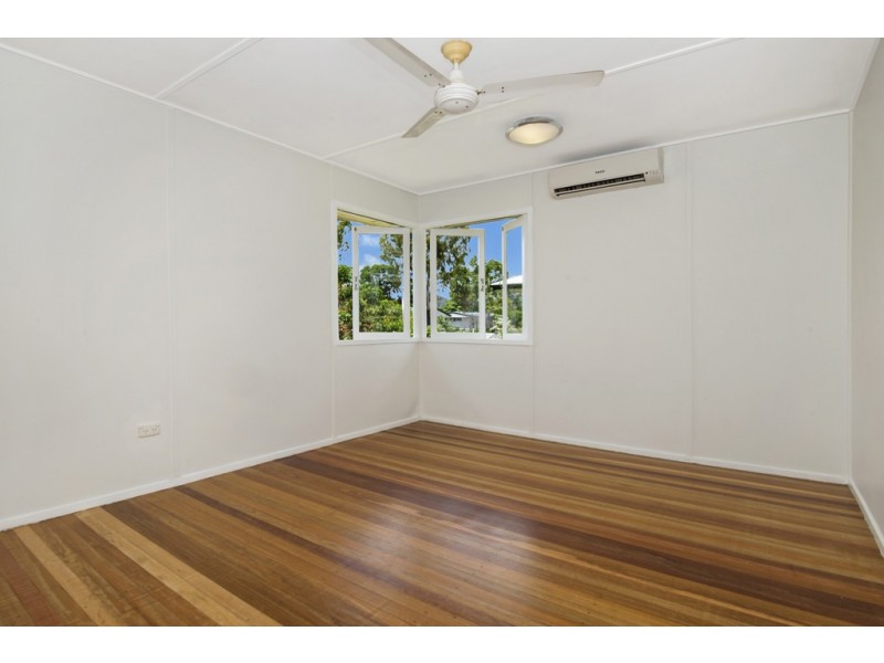 15 Arila Street, Cranbrook QLD 4814