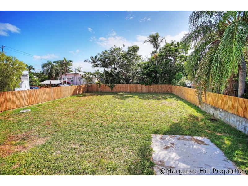 67 Ahearne Street, Hermit Park QLD 4812