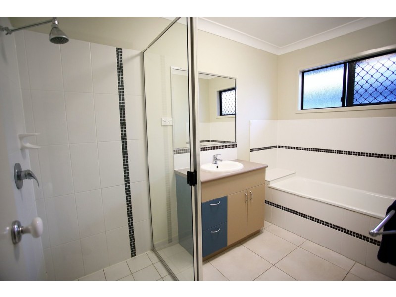 9 Ulysses Drive, Mount Louisa QLD 4814