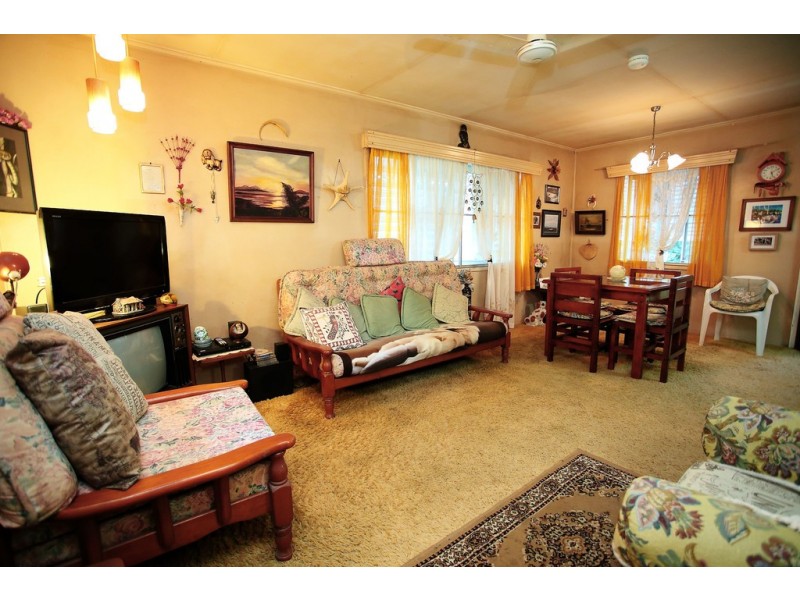 321 Charles Street, Heatley QLD 4814