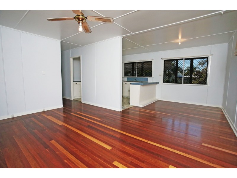 12 Nyora Street, Currajong QLD 4812