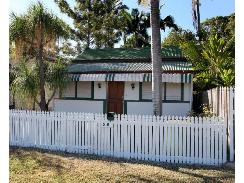 59 Perkins Street, South Townsville QLD 4810