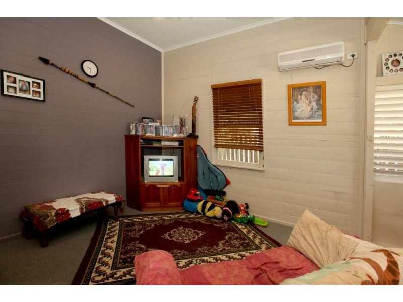 59 Perkins Street, South Townsville QLD 4810