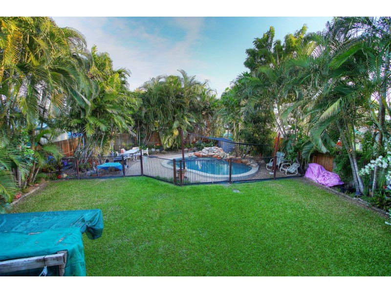 60 Seventh Street, Railway Estate QLD 4810