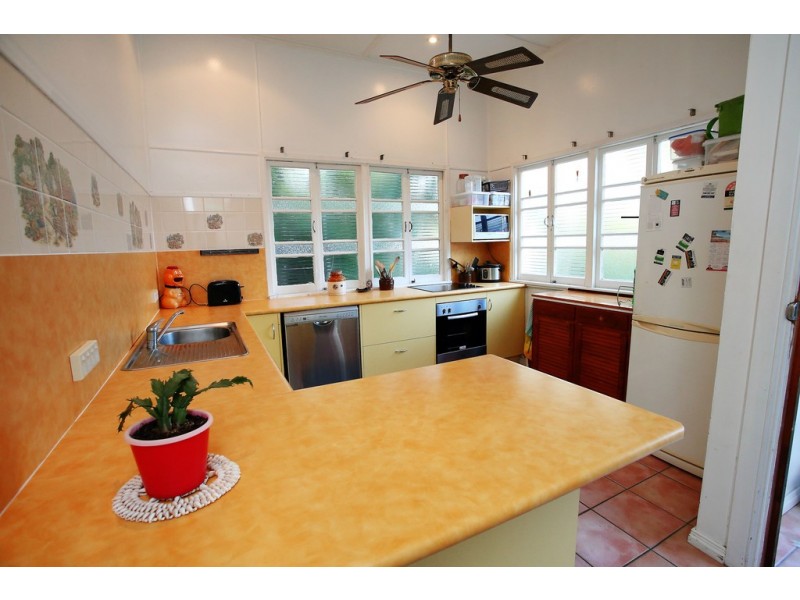 60 Seventh Street, Railway Estate QLD 4810