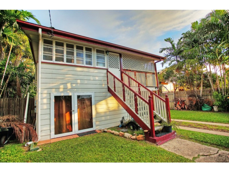 60 Seventh Street, Railway Estate QLD 4810