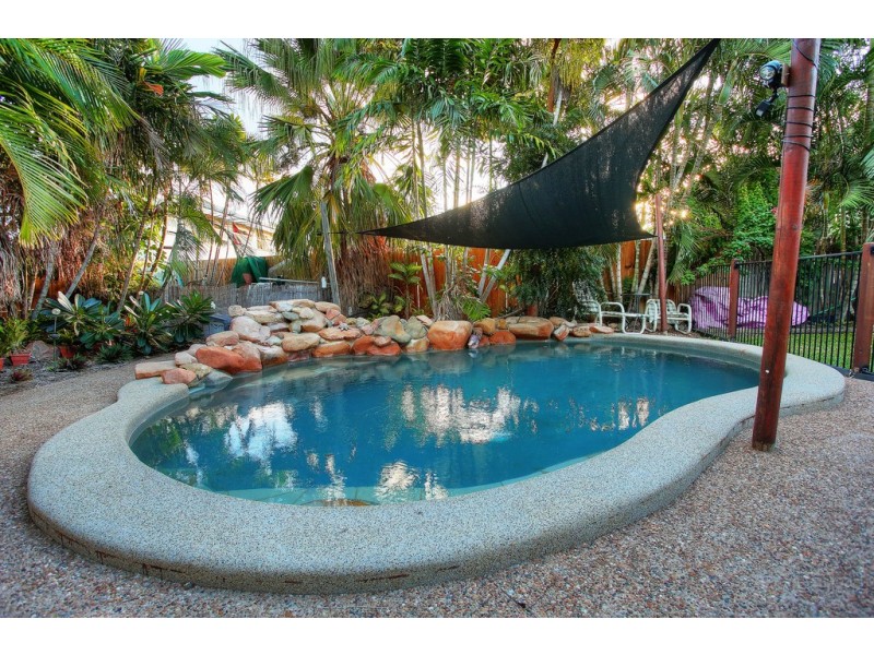 60 Seventh Street, Railway Estate QLD 4810