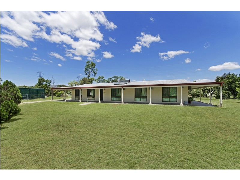 6 Bernborough Court, Kelso QLD 4815