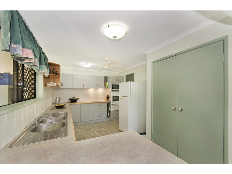 6 Bernborough Court, Kelso QLD 4815