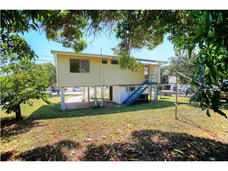 11 Karanya Street, Mount Louisa QLD 4814