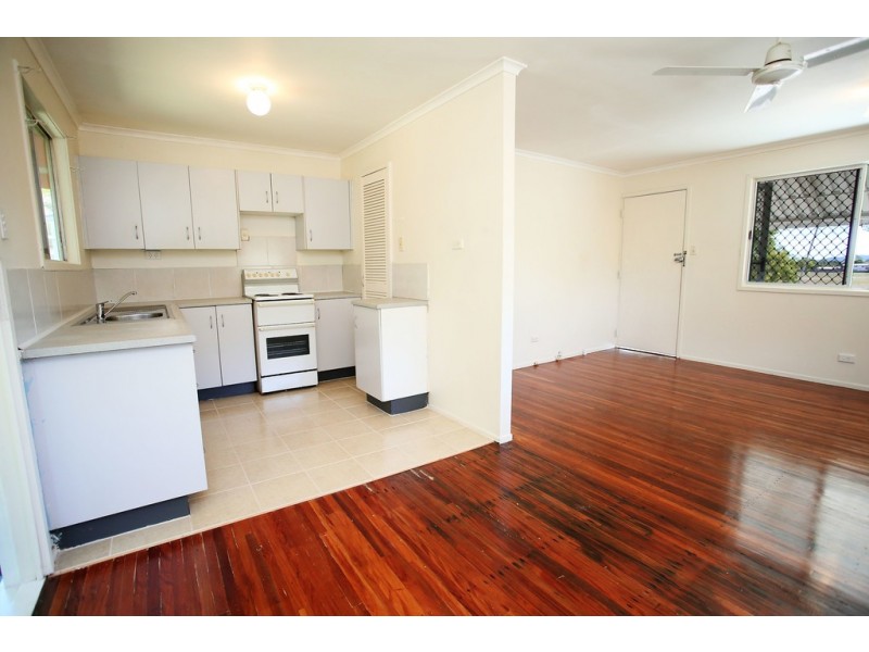 11 Karanya Street, Mount Louisa QLD 4814