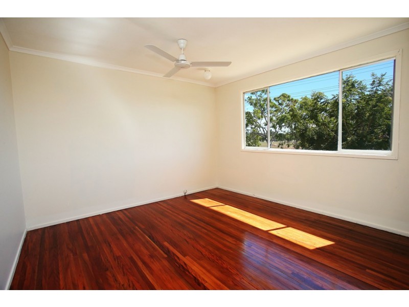 11 Karanya Street, Mount Louisa QLD 4814