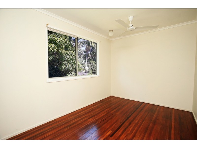 11 Karanya Street, Mount Louisa QLD 4814