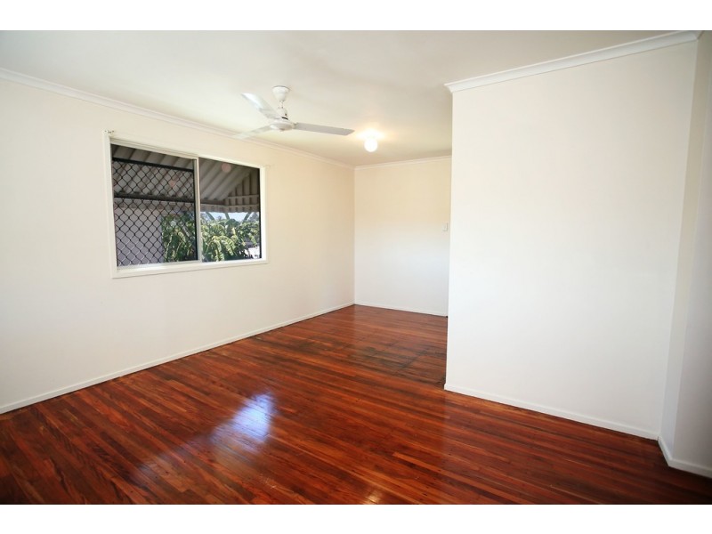 11 Karanya Street, Mount Louisa QLD 4814