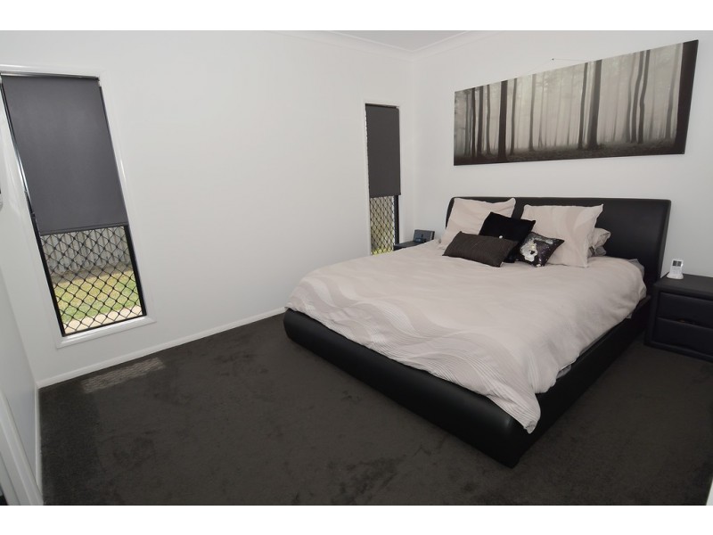 62 Griffey Street, Burdell QLD 4818