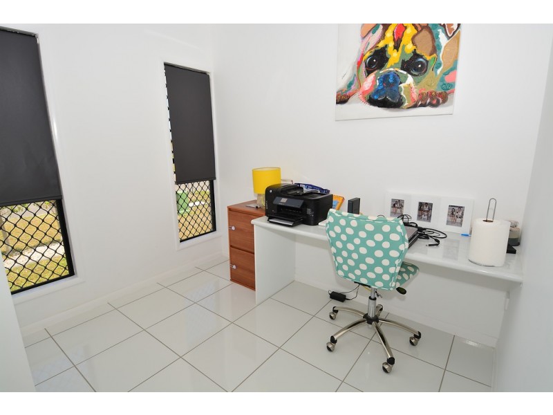 62 Griffey Street, Burdell QLD 4818