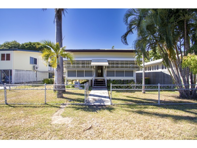 12 Sixth Avenue, South Townsville QLD 4810