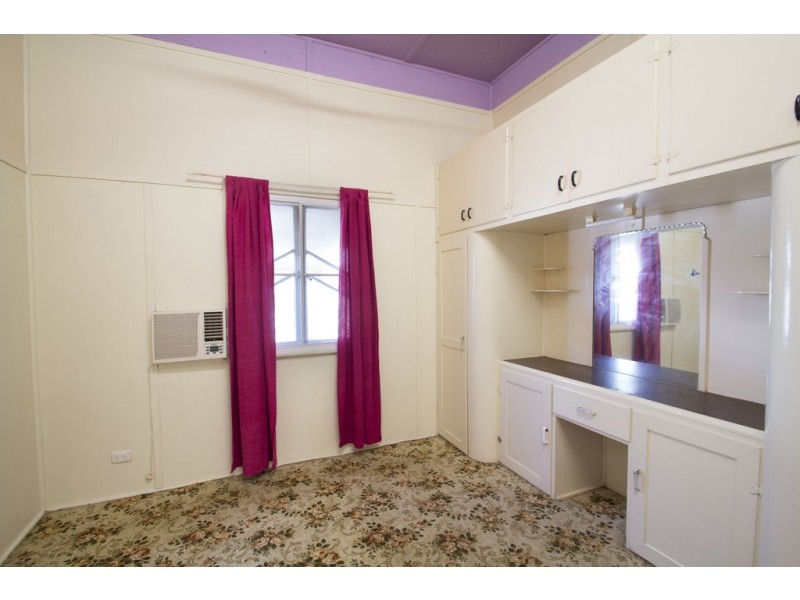 12 Sixth Avenue, South Townsville QLD 4810