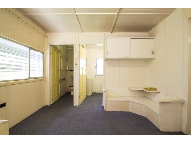 12 Sixth Avenue, South Townsville QLD 4810