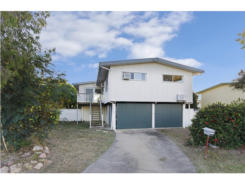 33 Davies Street, Mount Louisa QLD 4814