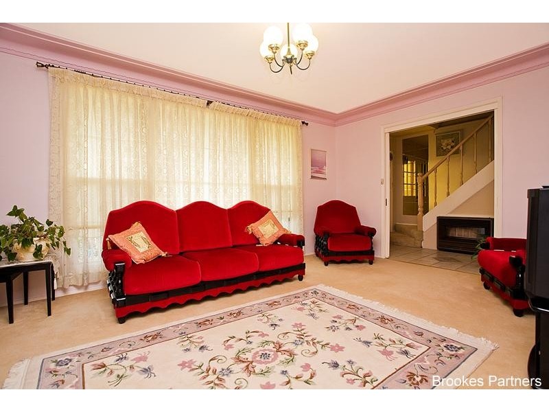 19 Fairway Avenue, Mortdale NSW 2223