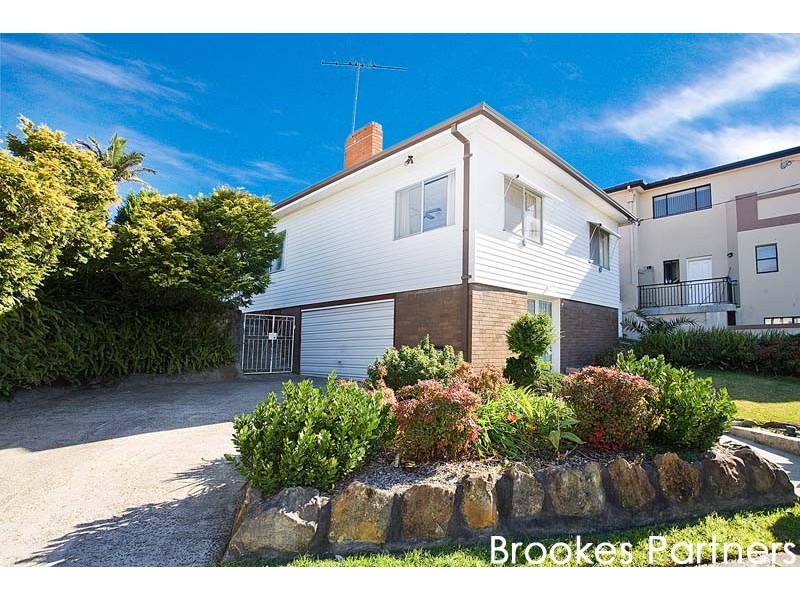 17 East Crescent, Hurstville Grove NSW 2220