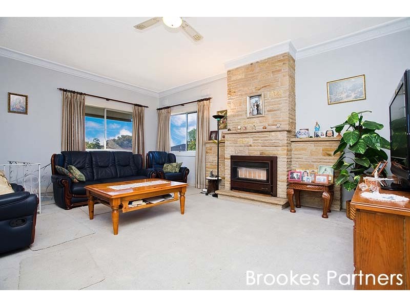 17 East Crescent, Hurstville Grove NSW 2220