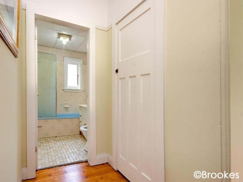 15 Macken Street, Oatley NSW 2223