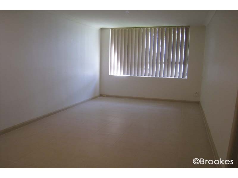 2/275-285 Lyons Road, Russell Lea NSW 2046