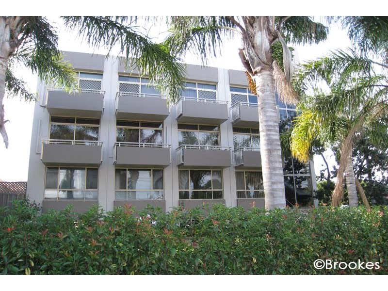 2/275-285 Lyons Road, Russell Lea NSW 2046
