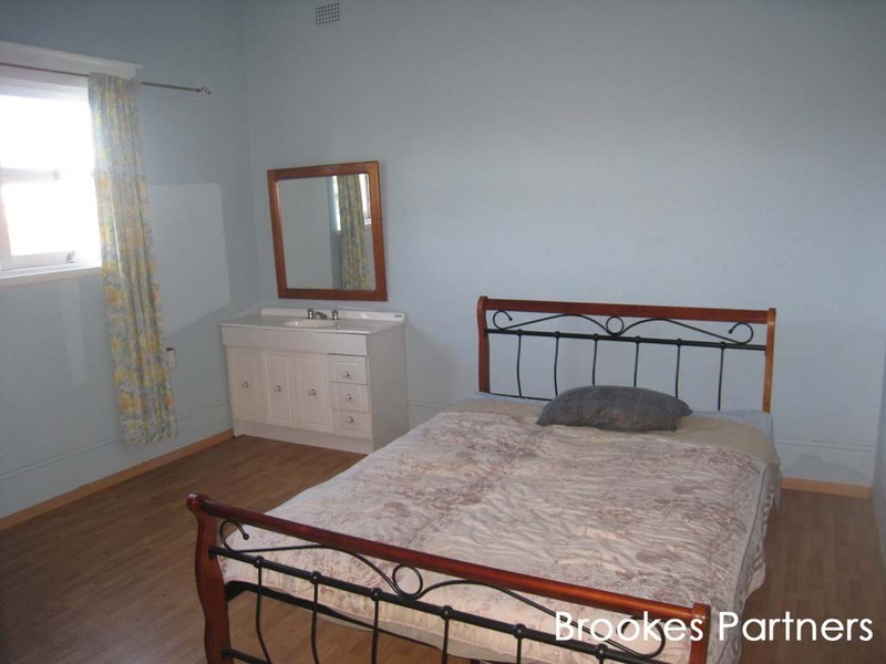 77 Hillcrest Avenue, Hurstville Grove NSW 2220