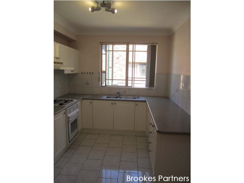 2/79-81 Woniora Road, Hurstville NSW 2220