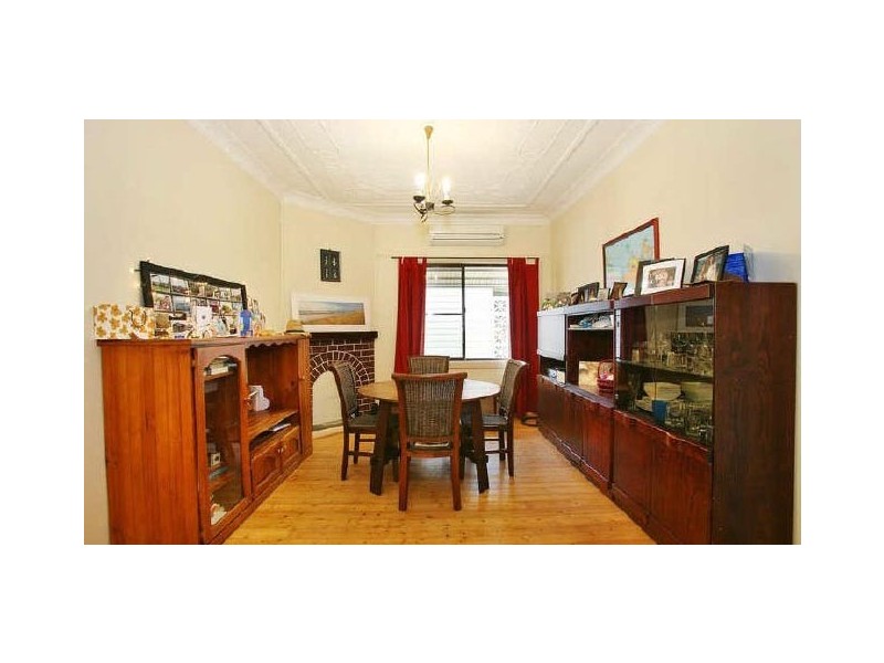 53 Universal Street, Mortdale NSW 2223