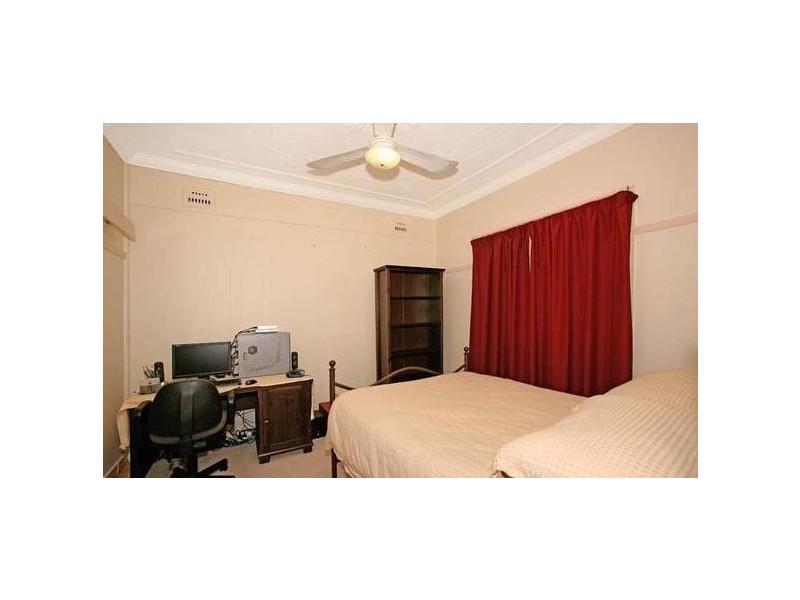 53 Universal Street, Mortdale NSW 2223