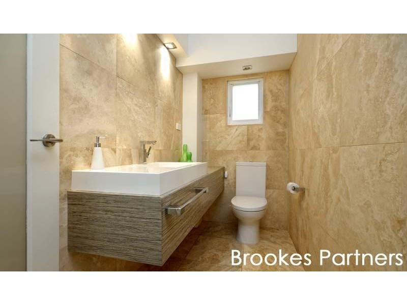 11 Yarraga Place, Yowie Bay NSW 2228