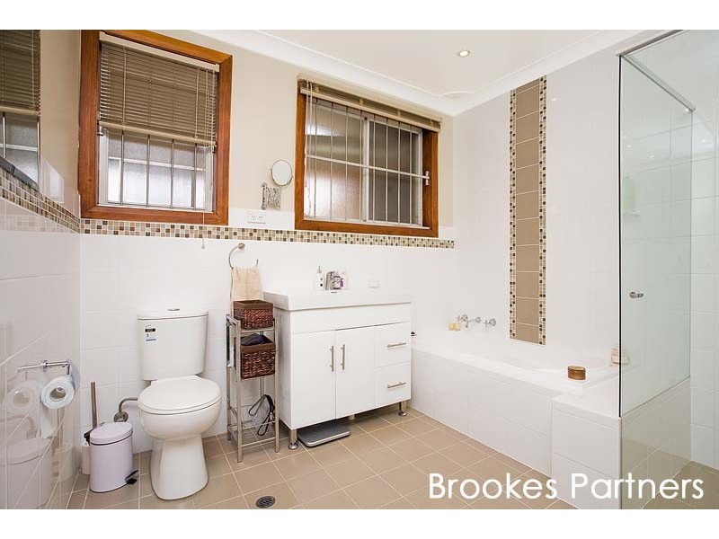 2/73 Greenacre Road, Connells Point NSW 2221